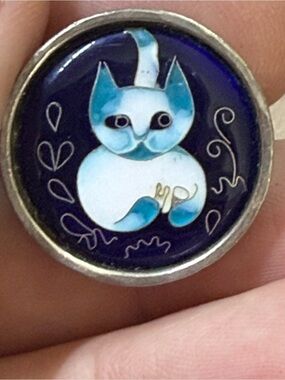 Pfeiffer sterling silver ring with enamel cat motif